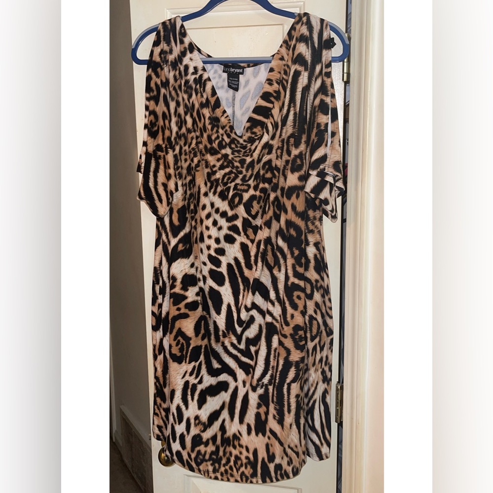 SOLD‼️ Lane Bryant Leopard Cold Shoulder Dress